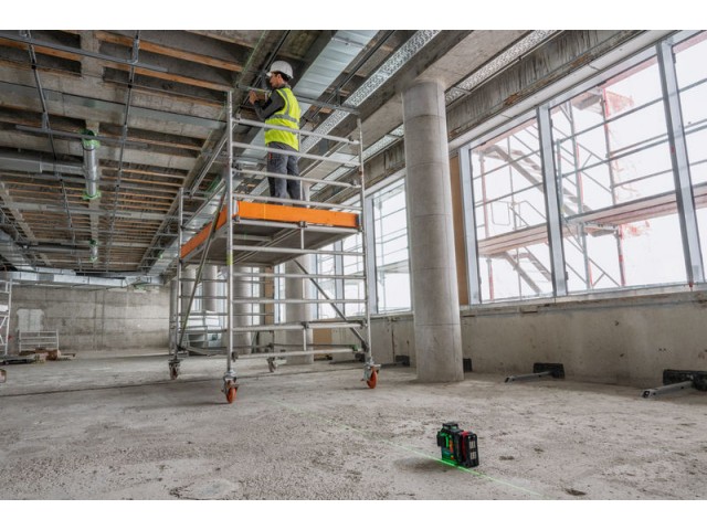 Linijski laser Bosch GLL 18V-120-33 CG v L-BOXX, 0601065100